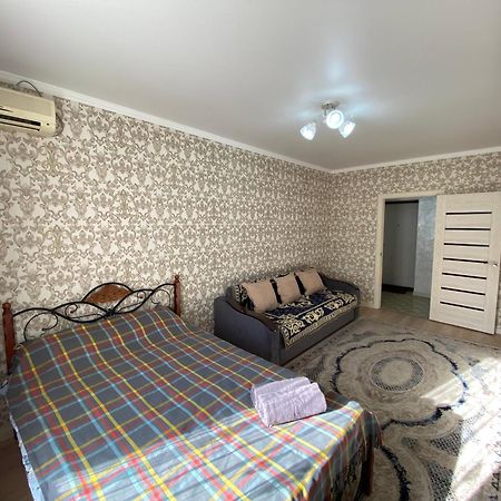 Medinahotelkz, #3, До Арбата 15 Мин Пешком, Halal Almaty Eksteriør billede