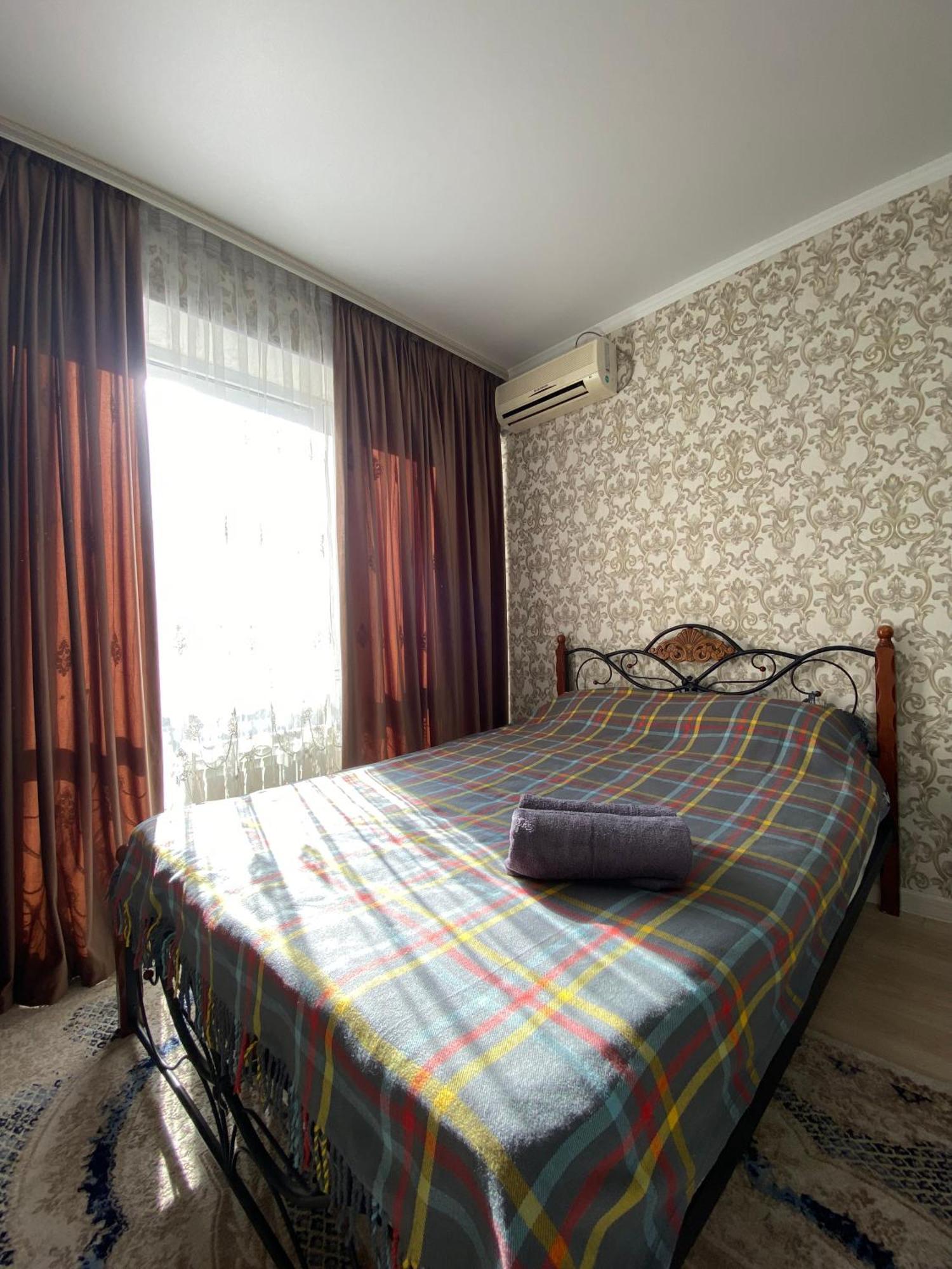 Medinahotelkz, #3, До Арбата 15 Мин Пешком, Halal Almaty Eksteriør billede
