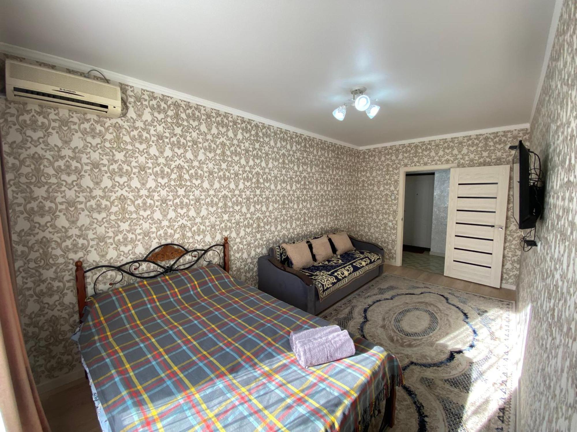 Medinahotelkz, #3, До Арбата 15 Мин Пешком, Halal Almaty Eksteriør billede